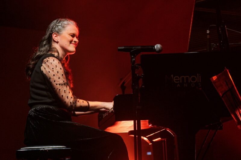 Workshop Tocando em piano trio – Eloá Gonçalves  (Brasil)